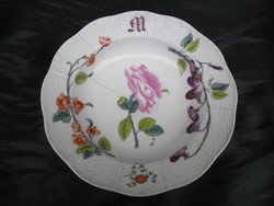 1880-as évek.Antik, Herendi, óherendi tányér. Ritka, dús virág motívummal.Szalagos jelzés