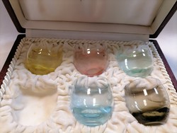 Moser színes pohár 5db dobozában