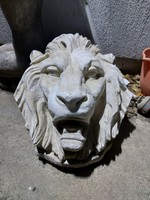 Lion head sculpture, plaster, 55x60x30 cm, min.10 Kilos, numbered, in excellent condition!