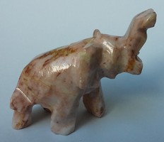 Szerencsehozó mini elefánt figura / dísztárgy / szobor