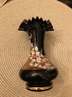 Gyönyörűséges kézzel festett fodros szájú üveg váza
