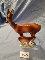 Zsolnay hammer deer with kid