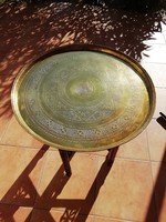 Marokkói réz asztal