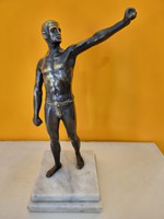 Wrestler statue