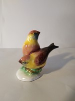 Pair of ceramic birds, 7.5 cm high, unmarked