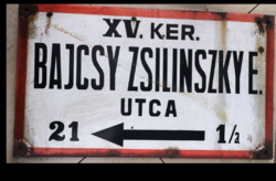 Old street sign: xv. District bajcsy zs. E utca