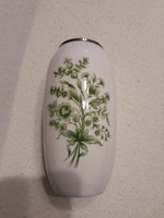 Ravenhouse vase with platinum wind