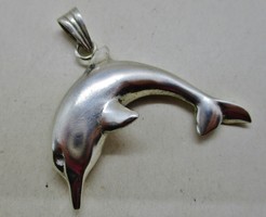 Szép nagyobb méretű  ezüst delfin medál