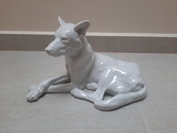Antik Fehér Herendi fekvő kutya figura