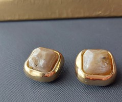 Elegant earrings in gold and brown, ear clip, flawless, age-appropriate
