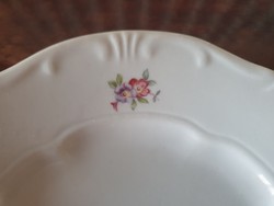 Plate with Zsolnay tendril pattern and floral decor