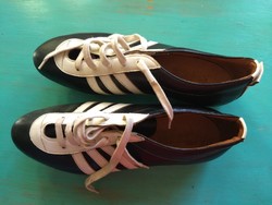 Aranycsapathoz méltó régi ( sosem használt) futball cipő, minden része bőr, kézműves stoplis cipő