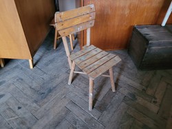 Régi retro fa gyerekszék kis szék