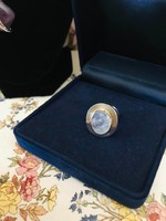 Sterling ezüst gyűrű holdkővel