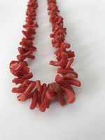 Vörös korall nyaklánc