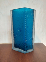 Gazdagon csiszolt, RETRO kék ÜVEG rombusz alakú váza, vastag falú, súlyos darab