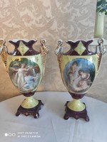 Couple with porcelain vase