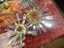 2 pcs retro, lamellar Christmas tree decorations in one, in good condition.