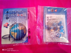 Ravensburger puzzle globe keychain in unopened packaging