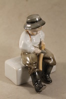 Zsolnay hammer wood carving boy 332