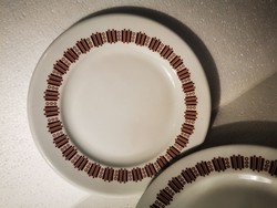 Retro porcelain cake plate. Designed for Danubius hotels.
