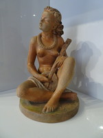 Gondos József zenélő lány akt terrakotta szobor, fényűzési adóbélyeggel.