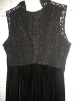 Fekete bársony-csipke, gyönyörű overál, nadrágruha