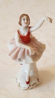 Antik,  nápolyi , sérült, mini, tüllszoknyás porcelán balerina. 8cm. magas.