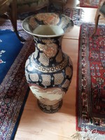 Japanese old satsuma, hand painted and hand marked 70cm high porcelain floor vase