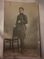 világháborús fotó fénykép huszár katona karddal