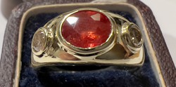 1 Forintról! Briliáns arany (14 ct) gyűrű (0,3 ct) hófehér gyémánt kővel, narancs centrál kővel 6 gr