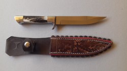 Stainless steel hunter with antler handle in a unique leather case