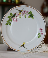 Zsolnay madaras porcelán lapos tányér, kolibri virágok között, ritka