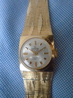 Wonderful Italian omega which unfortunately does not work but is an unparalleled beautiful piece