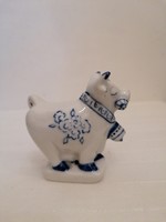 Zsolnay porcelán tehén figura