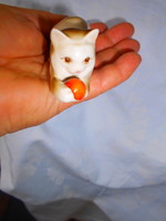 Zsolnay  porcelán cica figura