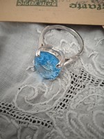 Gyönyörű gyűrű cseh akvamarinszerű csiszolt kővel