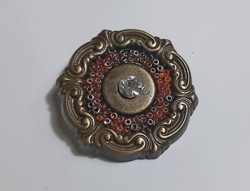 Vintage baroque style stony jewelry brooch