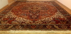 Hibátlan Heriz mintás perzsa szőnyeg