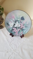 Beautiful tan chun chiu limited decorative plate