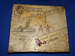 Antik SPHINX különlegességi fém lemez pléh szivarkás doboz Magyar Királyi Jövedék a képek szerint