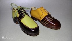 Antique old shoemaker caster exam mini shoes two pieces left