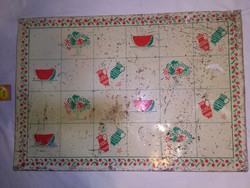 Old kitchen plate with wall protector sparhelt behind the stove