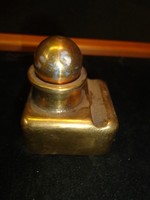 S22-12 Öntött sárgaréz-bronz kalamáris, tintatartó