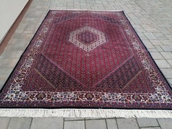 Iranian bidjar Persian rug in good condition with non-slip. Negotiable !!