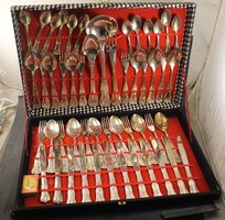 Silver plated 12 person cutlery set in box 527