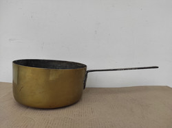 Antik konyhai eszköz edény sárgaréz lábas vas nyéllel 4921