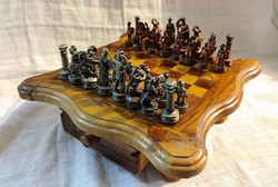 Oil chess set - olive wood drawer board + metal (tin) with historical chess pieces