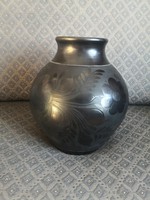 Beautiful large (27 cm) reed yard round vase, Ferenc Fazekas, 1996.