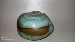 Türkiz színű amorf kerámia váza